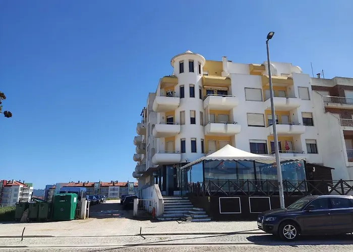 Apartment By The Beach! With Large Balcony!