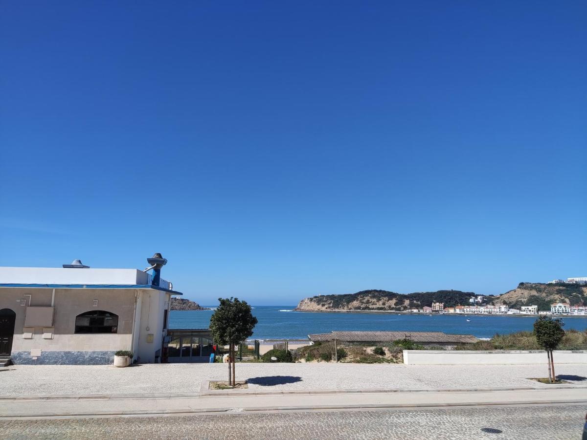 By The Beach! With Large Balcony! * Sao Martinho do Porto