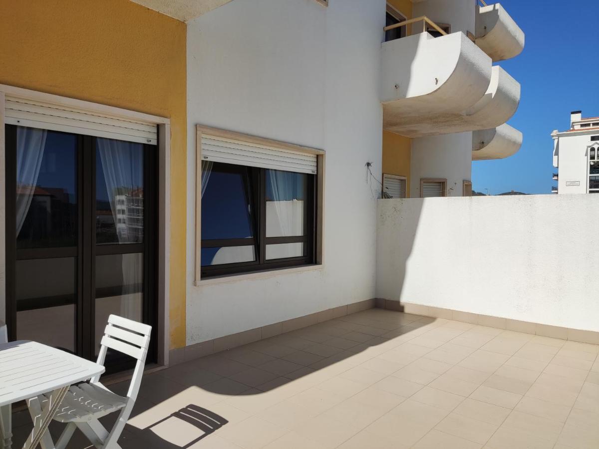 Apartment By The Beach! With Large Balcony! *